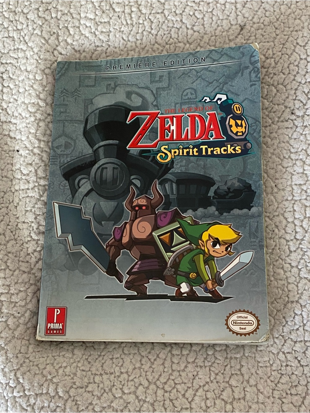 The Legend of Zelda: Spirit Tracks, Prima Official Game Guide w/poster.